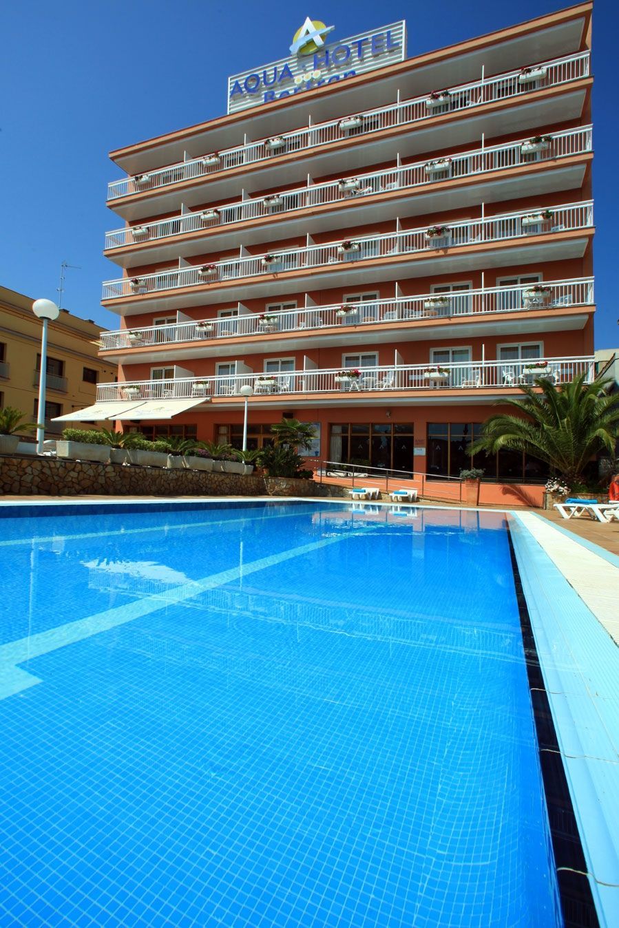 AQUA Hotel Bertran Park Lloret de Mar Bagian luar foto